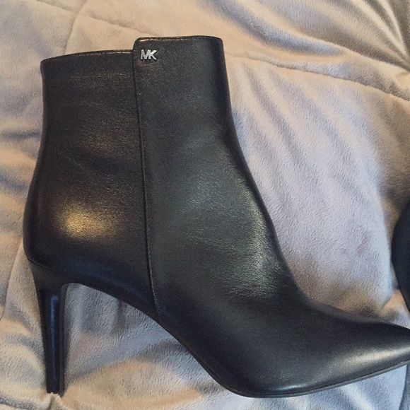 MICHAEL Michael Kors Shoes - New Michael Kors ankle boots. Size 10
